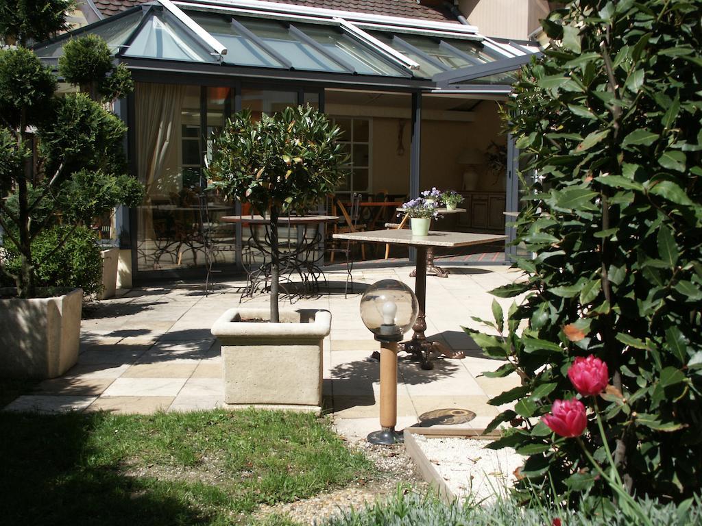 Le Flamboyant Hotel Annecy Eksteriør billede